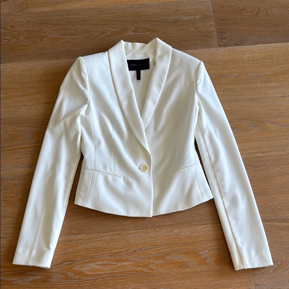 BCBGMaxAzria Milan White Tailored Blazer with cutout back